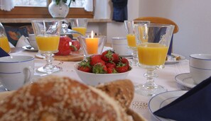 Breakfast meal