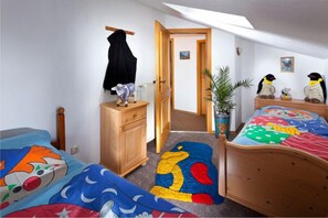 Ferienwohnung Untersberg, für 2-4 Personen, zwei separate Schlafzimmer-Kinderzimmer