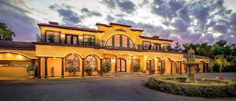Stunning Italian in the heart of Wine Country