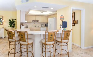 Kitchen Bar