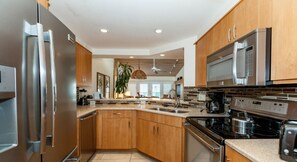 Fully Equipped Kitchen including: fridge, oven, dishwasher, microwave & more