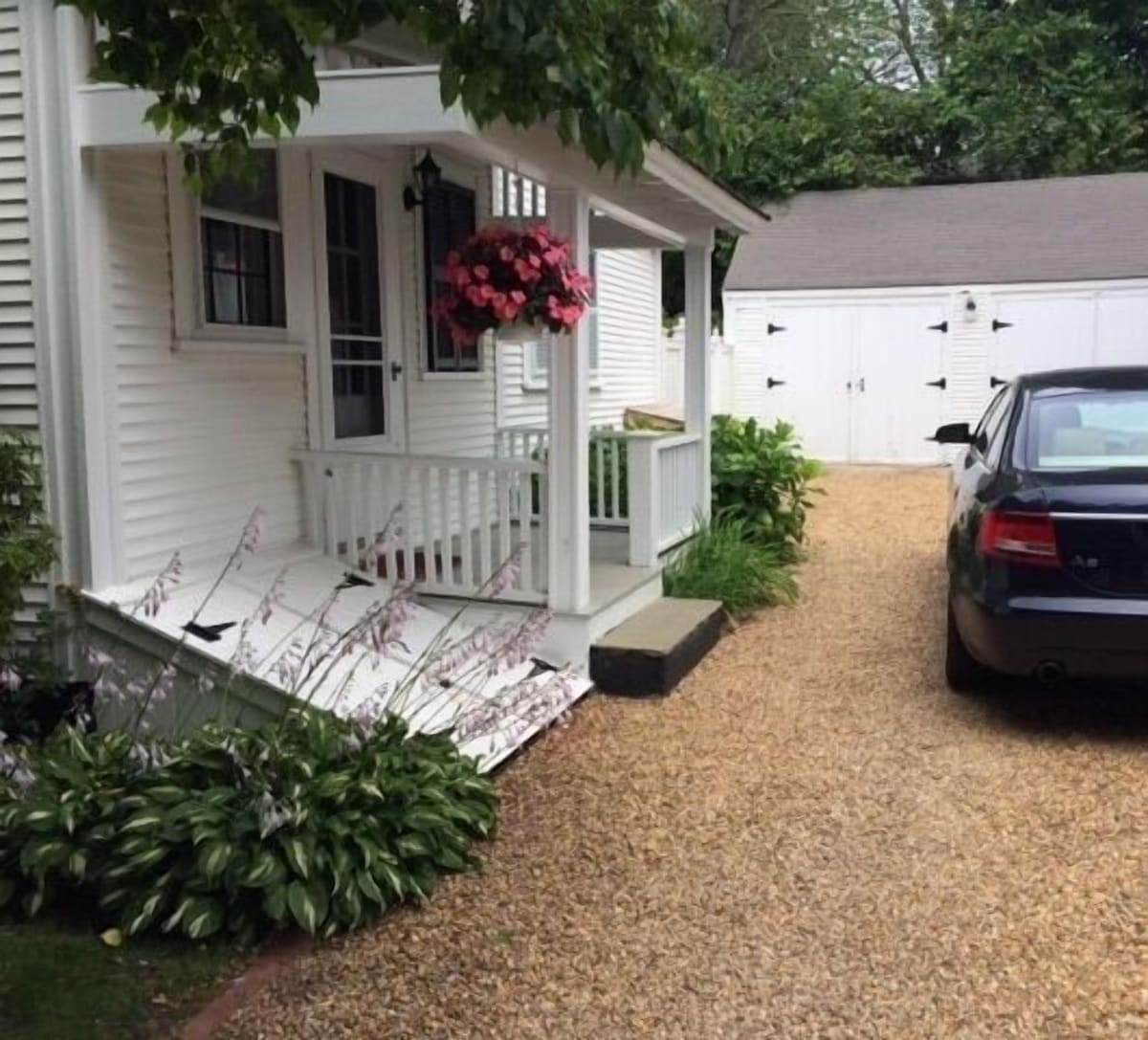 Historic Landmark Colonial In Heart Of Edgartown