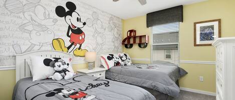 Mickey Themed Bedroom with ceiling fan