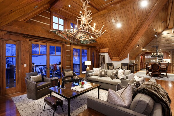 Colorado-Lodge-1