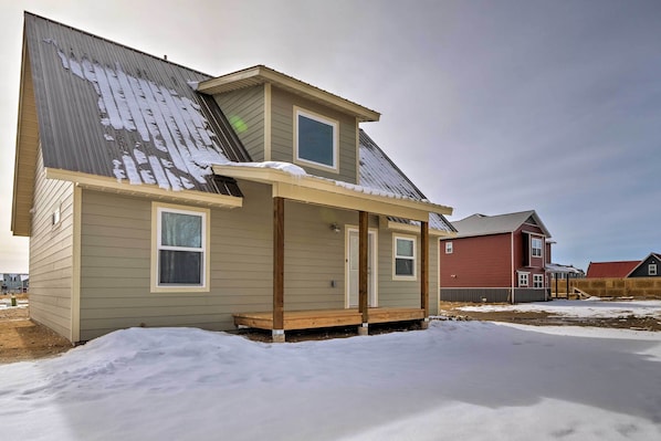 Gunnison Vacation Rental | 3BR | 2BA | 1,400 Sq Ft | Steps Required