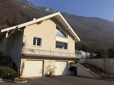 Nice apartment 35m² - 30 min from the slopes - 5 min thermal baths from La Léchere