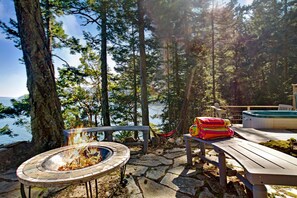 Seasonal Hot tub and firepit area
*Fire pits are not usable from May 1st-September 30th due to county burn ban and safety of property and neighboring areas. Ban is usually lifted October 1st if/when conditions and weather are favorable.* Firewood is not provided.