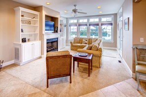 26234-Rampart-House-010516-print-004-4--Great-4200x2782-300dpi
