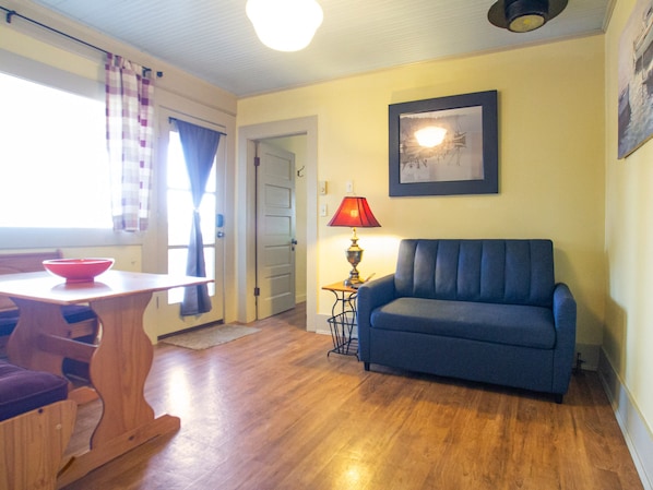Living/dining room.
This unit is best suited for a couple and 1 child.
1 dog per reservation allowed. House trained. Dog weight must be less than 20 lbs and be well groomed.
