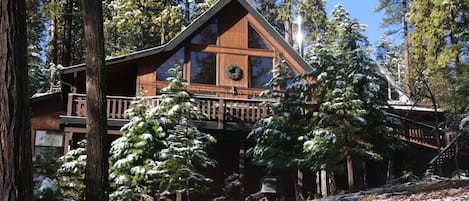 Snowflake Chalet is conveniently located just across the street from Blue Lake Springs Recreation Center.