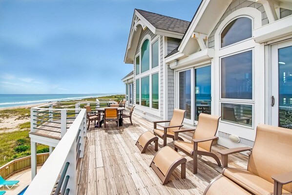 surf-or-sound-realty-seven-cousins-cottage-603-deck