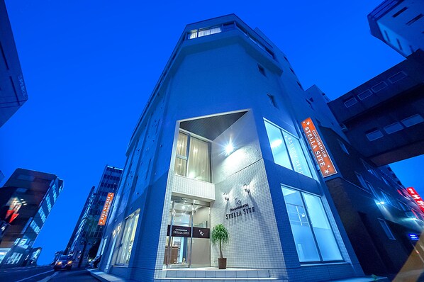 Front of property - evening/night