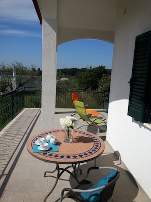 Veranda at side of Villa