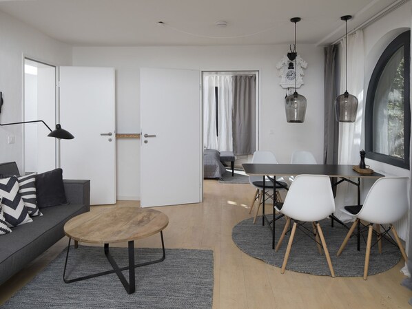Ferienwohnung Gartengeschoss, ca. 50qm, 1 Schlafzimmer, max. 3 Personen
