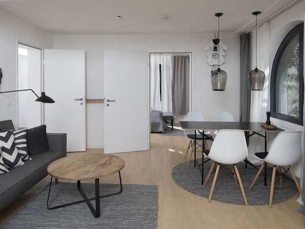 Ferienwohnung Gartengeschoss, ca. 50qm, 1 Schlafzimmer, max. 3 Personen