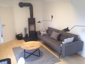 Ferienwohnung Gartengeschoss, ca. 50qm, 1 Schlafzimmer, max. 3 Personen