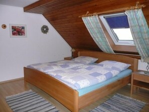 Ferienwohnung zum Freitagsbächle, 90qm, 2 Schlafzimmer, max. 6 Personen-Schlafzimmer