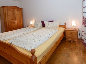 Ferienwohnung Bergfranzenhof, 120qm, Balkon, Terrasse, 3 Schlafzimmer, max. 6 Personen