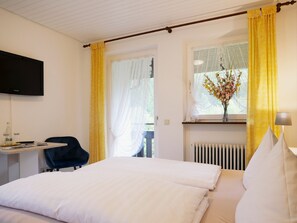 Doppelzimmer mit Balkon, 19qm, max. 2 Person