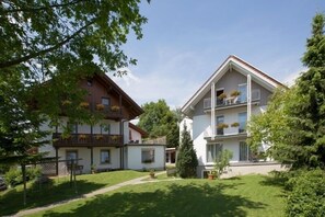 Gästehaus Huber, (Immenstaad am Bodensee), LHS 01857-Aussenansicht