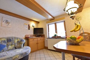 Ferienwohnung Adler, 40qm, 1 Schlafzimmer, max. 2 Personen-Wohnküche