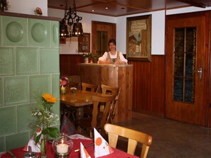 Gasthaus Schweizerhof, (Titisee-Neustadt), LHS 04357