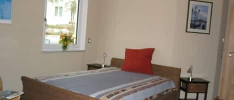 Ferienwohnung, 80qm, 1 Schlafzimmer, max. 5 Personen-Schlafzimmer