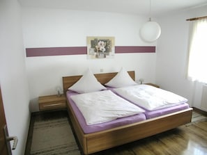 Ferienwohnung 5, 46qm, 1 Schlafraum, max. 4 Personen-Schlafzimmer