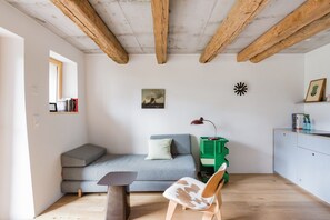 FRIZ 3, Boutique-Apartment in historischer Scheune