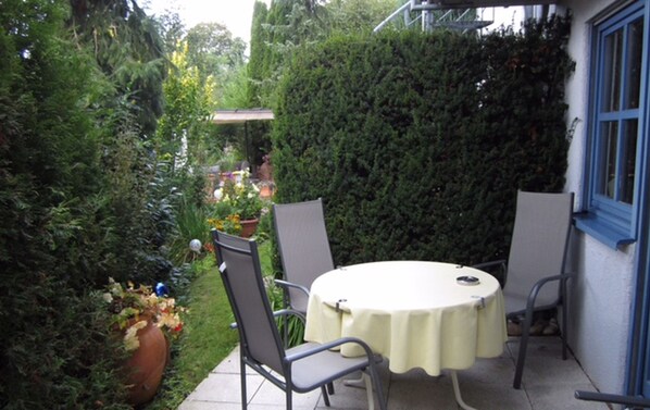Ferienwohnung 69 qm, Parterre, 2 Schlafräume, max. 4 Personen-Terasse Whg. 1