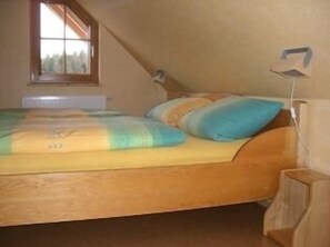 Ferienwohnung Südlicht, 68 qm, 2 Schlafzimmer, max. 4 Personen-Schlafzimmer mit Doppelbett