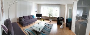 EG-Ferienwohnung, 86 qm, 1 Wohnzimmer, 1 Schlafzimmer, max. 4 Personen-Wohnzimmer