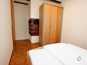 Ferienwohnung "Hexenloch", 75qm, 3 Schlafzimmer, max. 6 Personen-Ferienwohnung "Hexenloch"