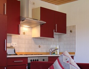 Ferienwohnung Marlena, 30qm, 1 Wohn-/Schlafraum, max. 2 Personen-Küche