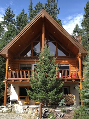 Rocky Mountain Getaway