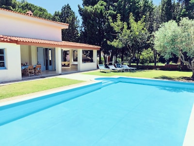 Villa de lujo para 6-8 con piscina (julio de 2018) y vistas al mar cerca de la playa y mari