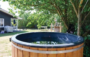 hot-tub