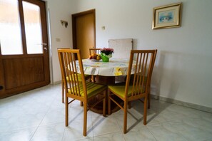 Dining room