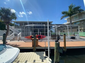Dock