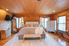 Main Level: Master Bedroom - 1 King Bed, Sitting Area, Smart TV, Sitting Area and full ensuite Bathroom