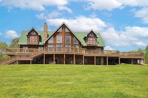 Your Weekend Cabin Getaway!