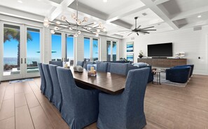Panoramic views inspire relaxation and restoration