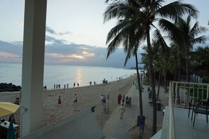 Strand
