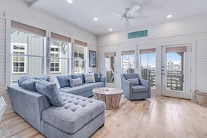 Living Area, 1st Floor