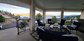 Panoramic Lake Views