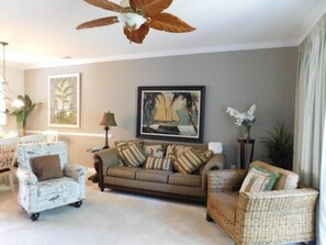 Comfortable Living Room setting