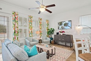 Living Area, 1st Floor