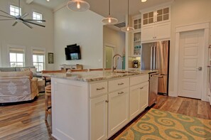 Kitchen, 2nd Floor
