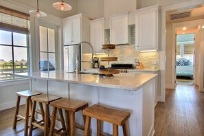 Kitchen, 2nd Floor - Kitchen Island