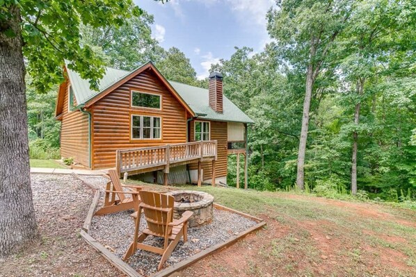 All Log Wood Siding with Firepit Seating